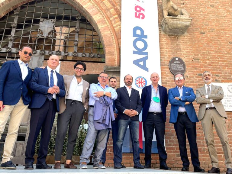 BOLOGNA, DELEGAZIONE DI UNIVERSO SALUTE ALL’ASSEMBLEA NAZIONALE AIOP