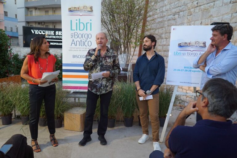 PRESENTATO A BISCEGLIE IL FESTIVAL “LIBRI NEL BORGO ANTICO”: DON UVA PROTAGONISTA