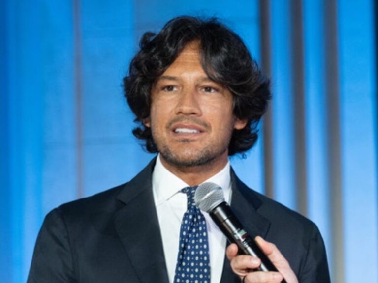 SABATO A MASSAFRA IL MAGNA GRECIA AWARDS ETOILE 2025, LUCA VIGILANTE PRESIDENTE ONORARIO DELL’EVENTO